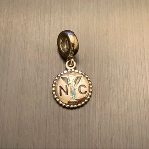 ~NYC EXCLUSIVE~ Authentic Pandora Statue Of Liberty Dangle Charm